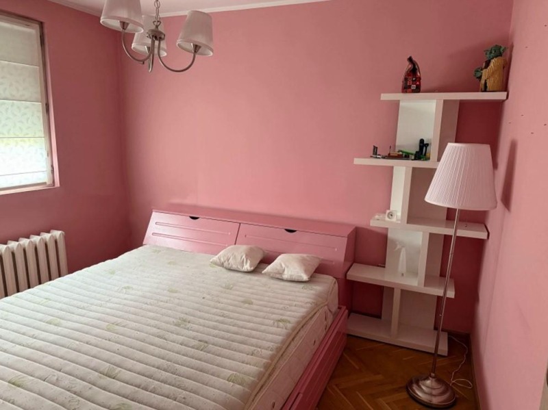 A louer  3 chambres Sofia , Iztok , 143 m² | 37829242 - image [4]