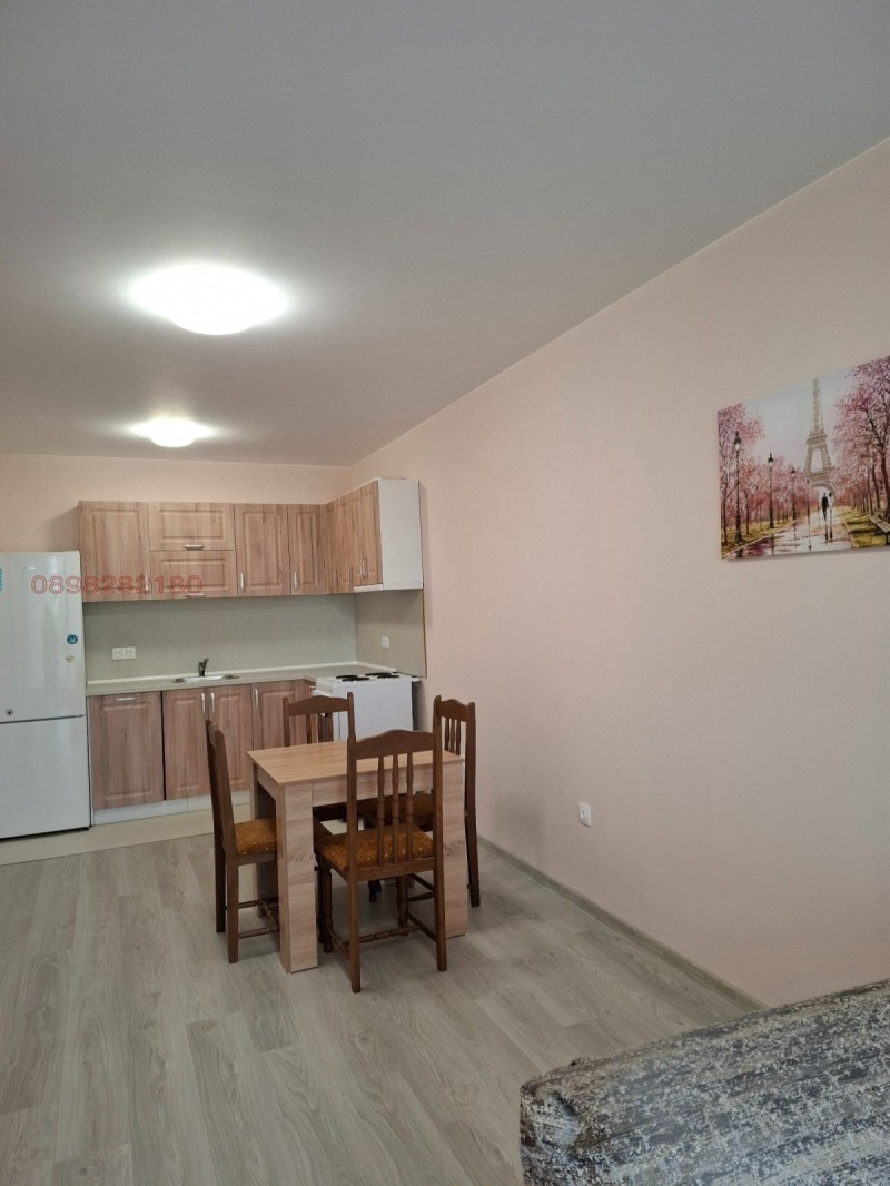 Дава под нем  2-стаен, град София, Витоша •  600 EUR • ID 38382084 — holmes.bg - [1] 