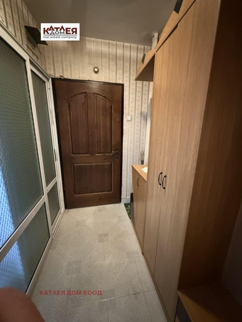 De inchiriat  1 dormitor Vrața , Țentâr , 56 mp | 63133777