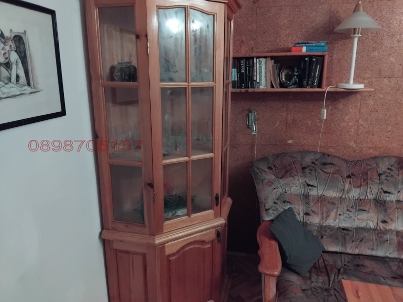 Дава под наем 3-СТАЕН, гр. София, Красно село, снимка 16 - Апартаменти - 52770484