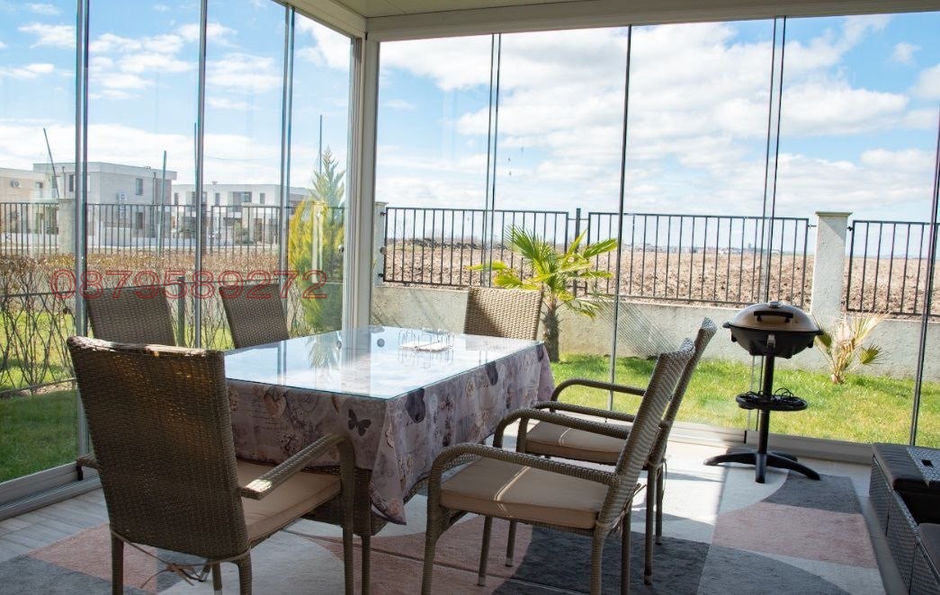 Дава под наем ВИЛА, гр. Бургас, Сарафово, снимка 5 - Вили - 53973488