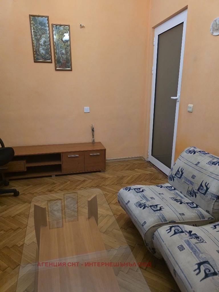 Дава под наем 3-СТАЕН, гр. София, Център, снимка 17 - Апартаменти - 55653206