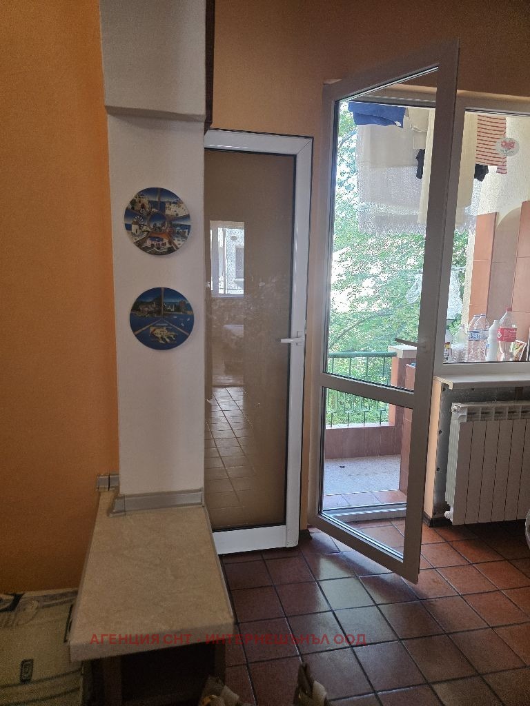 Дава под наем 3-СТАЕН, гр. София, Център, снимка 4 - Апартаменти - 55653206