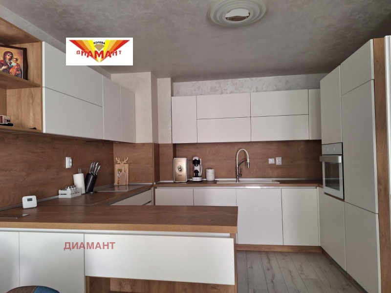 Do wynajęcia  3 sypialnie Stara Zagora , Ajazmoto , 118 mkw | 39909803 - obraz [2]