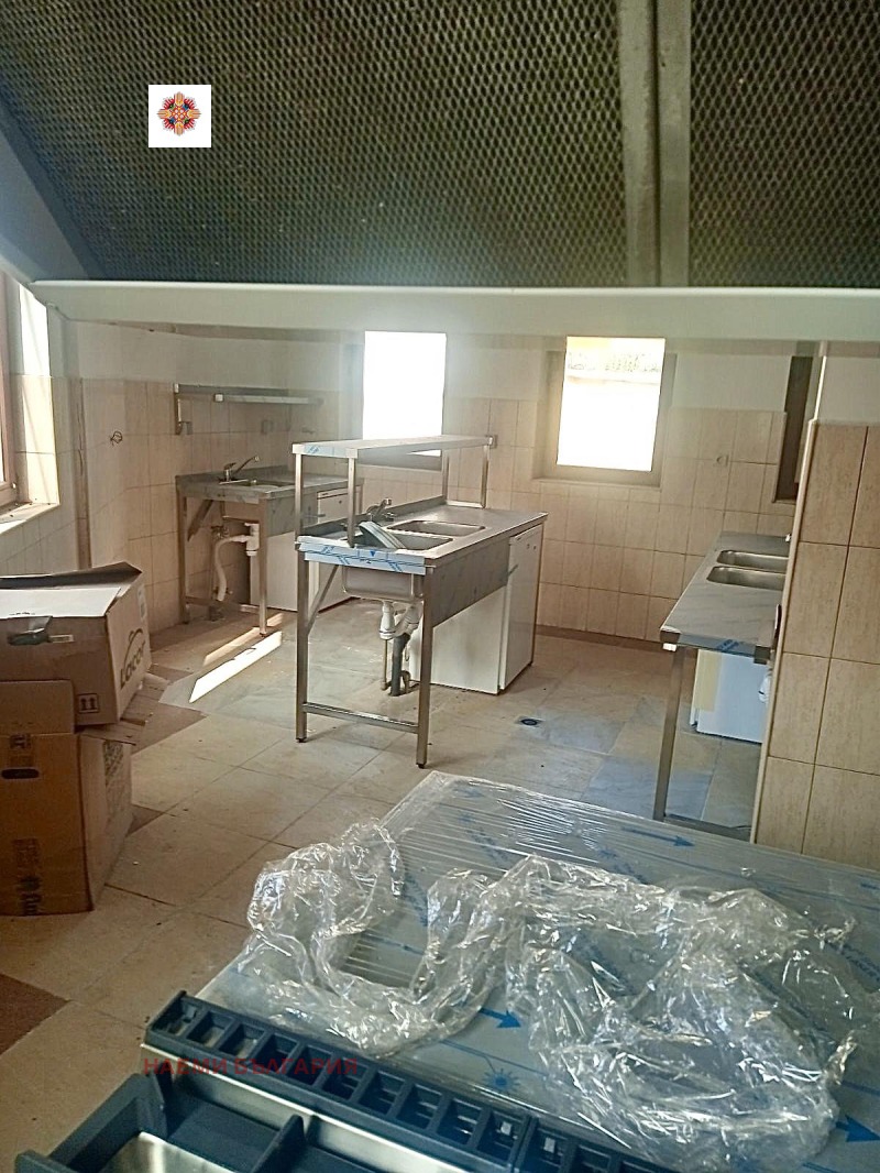 Издаје се  Бар; кафић регион Благоевград , Разлог , 300 м2 | 30841287 - слика [7]