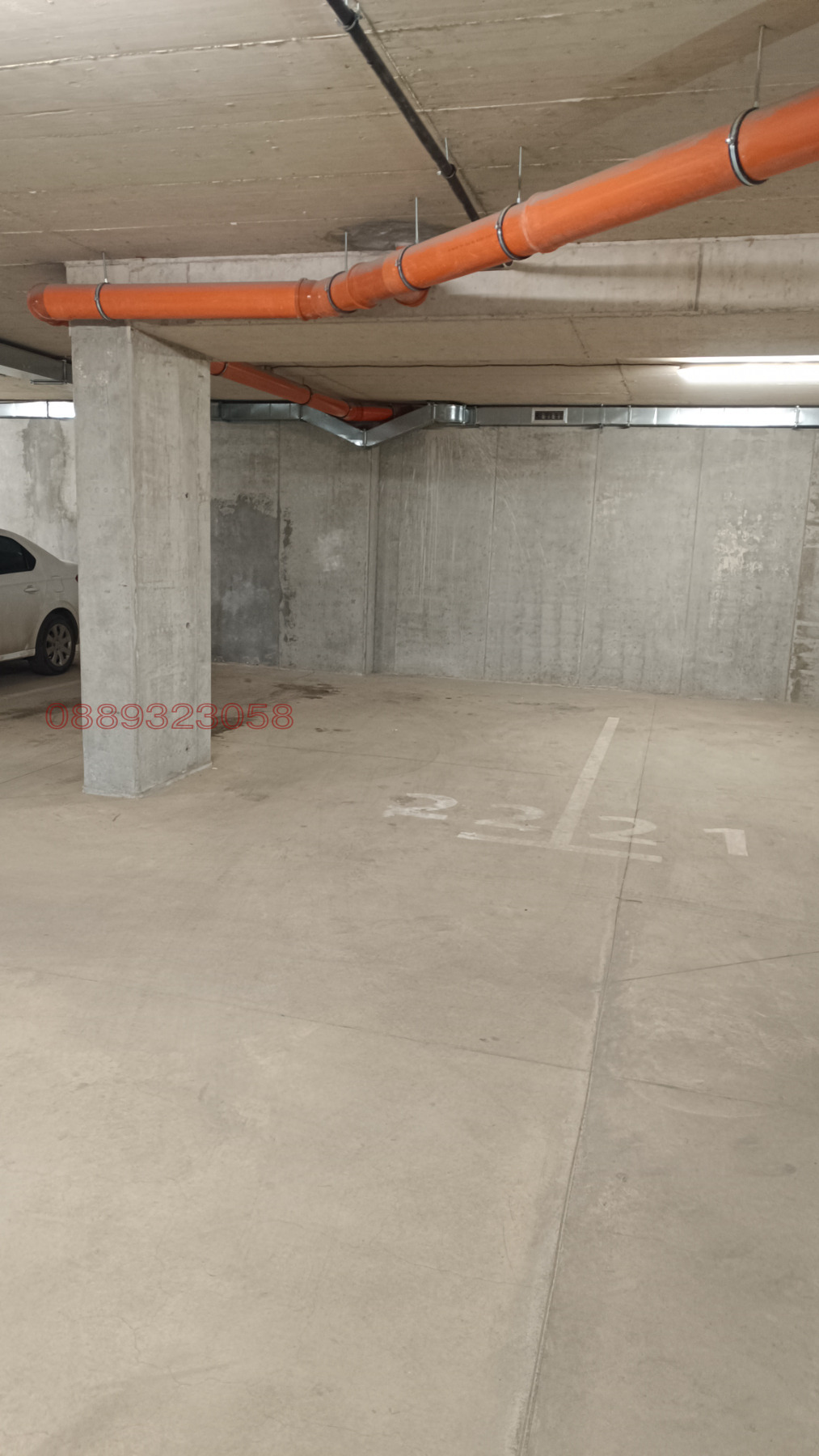 Дава под наем ГАРАЖ, ПАРКОМЯСТО, гр. Варна, Център, снимка 4 - Гаражи и паркоместа - 53923324