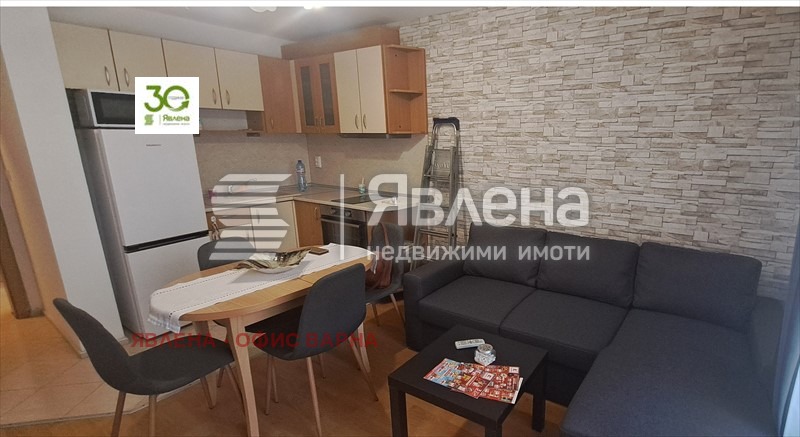 Para alugar  1 quarto Varna , Vladislav Varnentchik 1 , 60 m² | 75754363 - imagem [2]
