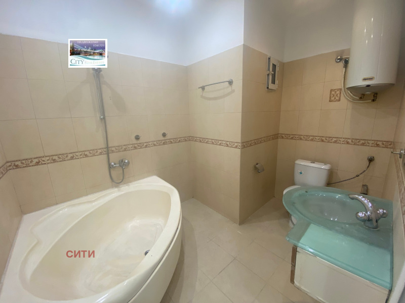 Дава под наем 3-СТАЕН, гр. Пловдив, Център, снимка 12 - Апартаменти - 52453128