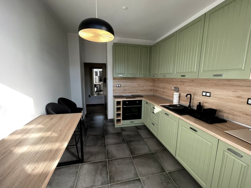 A louer  1 chambre Sofia , Meditsinska akademiya , 70 m² | 14409189