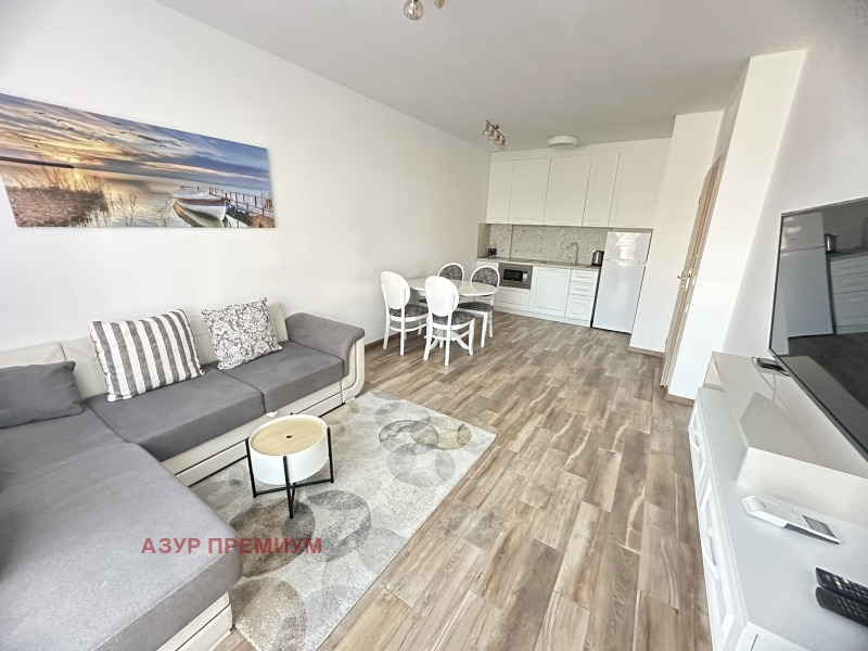 Дава под наем 2-СТАЕН, гр. Варна, к.к. Св.Св. Константин и Елена