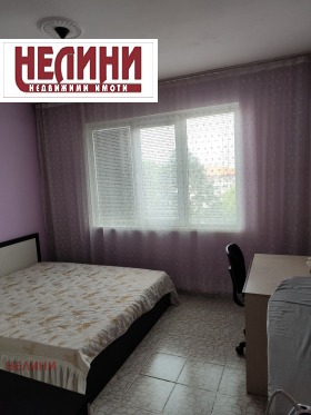 3-стаен град Русе, Хъшове 5