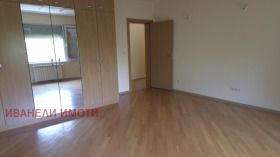 ���� ��� ���� 4-����� | Imot.bg � ����� ������ 8