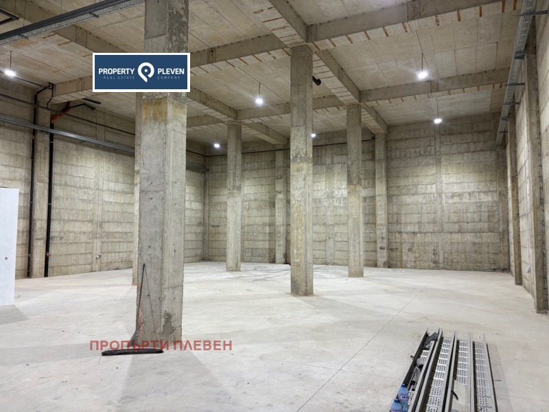Do wynajęcia  Składowanie Plewen , Szirok centar , 880 mkw | 93237483 - obraz [2]