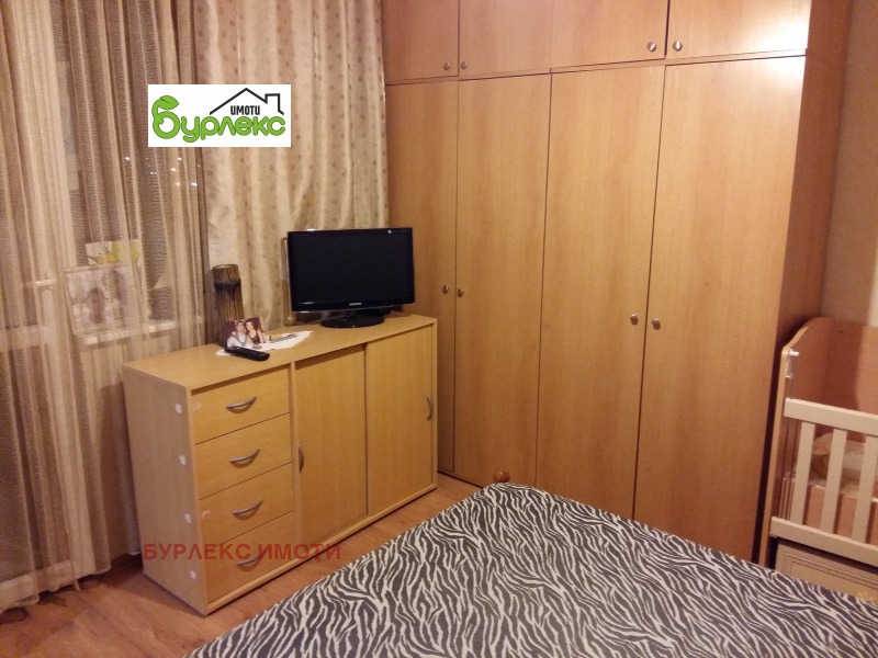 De inchiriat  1 dormitor Varna , Biznes hotel , 58 mp | 12375180 - imagine [9]