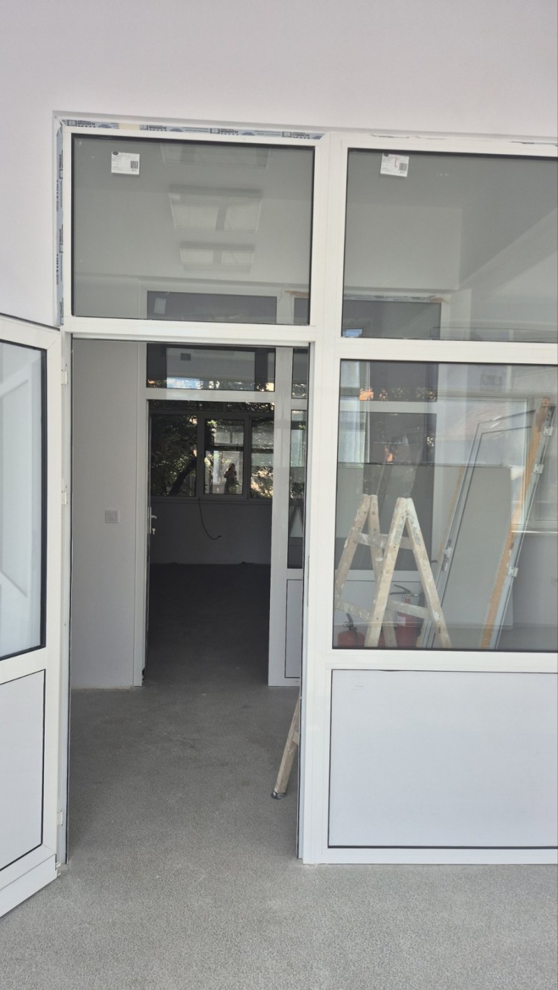 K pronájmu  Kancelář Pernik , Centar , 95 m2 | 88964381 - obraz [4]