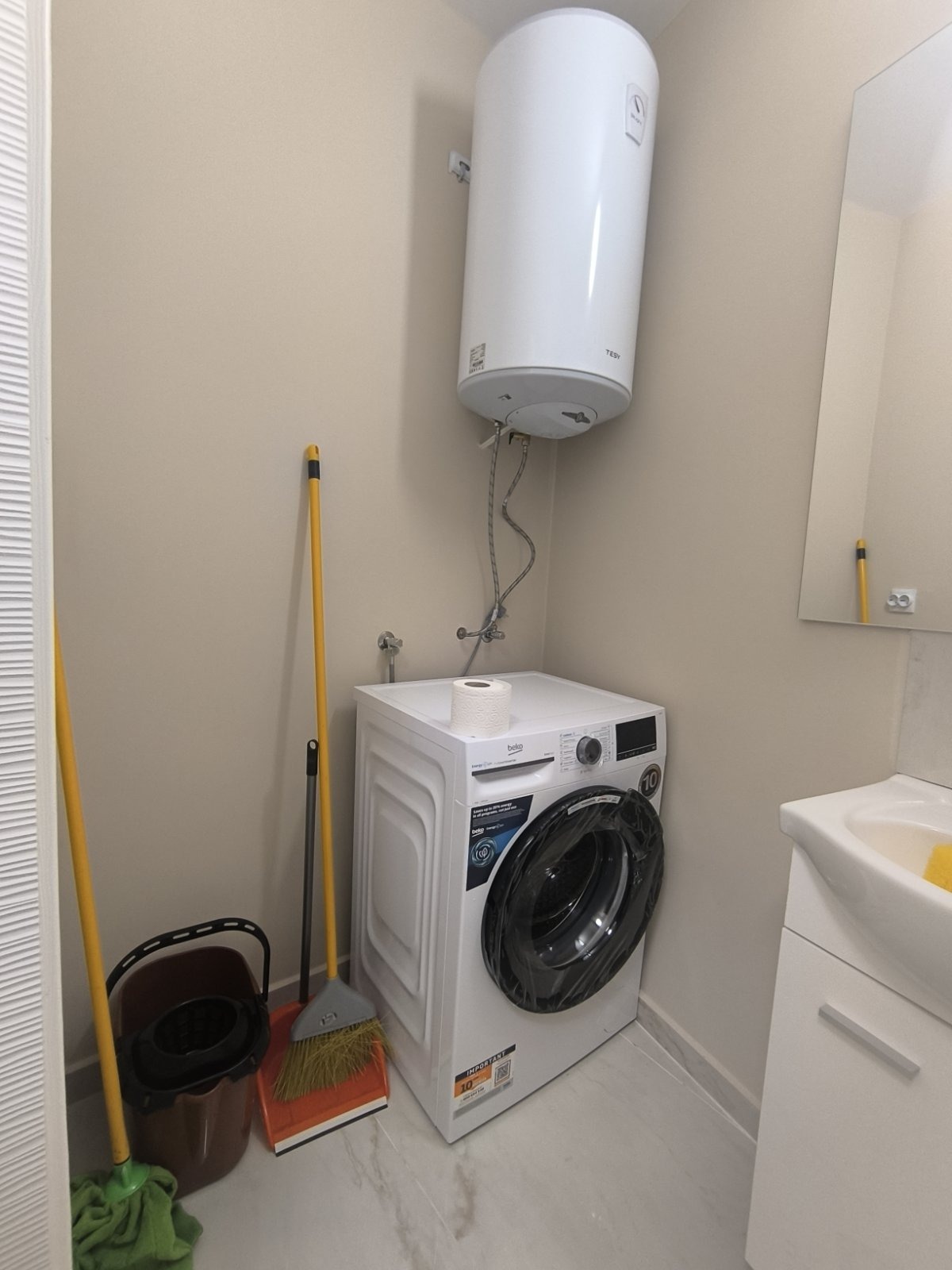 Дава под наем 3-СТАЕН, гр. Бургас, област Бургас, снимка 12 - Апартаменти - 53967651