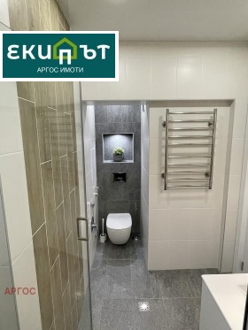 1 quarto Tchataldja, Varna 8