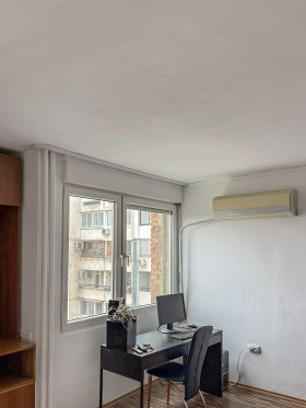 1 chambre Zona B-18, Sofia 3