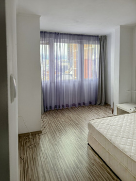 1 Schlafzimmer Zona B-18, Sofia 4