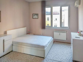 1 bedroom Tsentar, Sofia 8