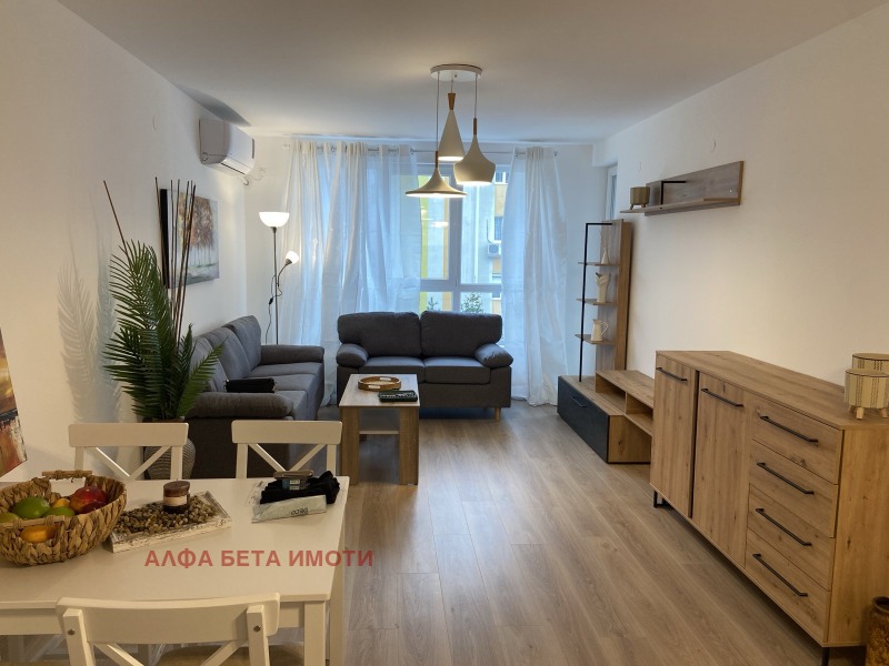 A louer  2 chambres Stara Zagora , Jeleznik - tsentar , 95 m² | 76731711