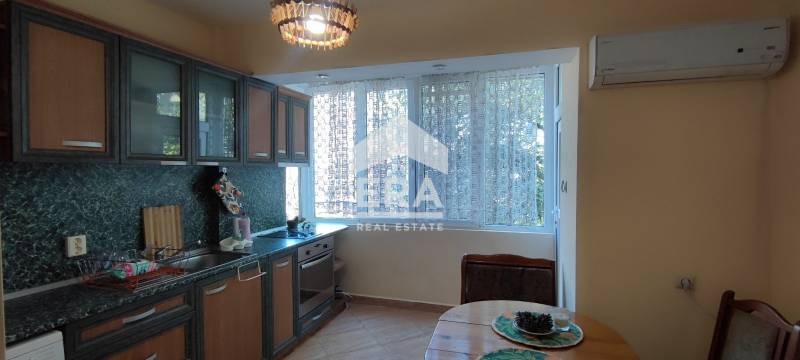Te huur  2 slaapkamers Ruse , Tsentar , 75 m² | 12613888
