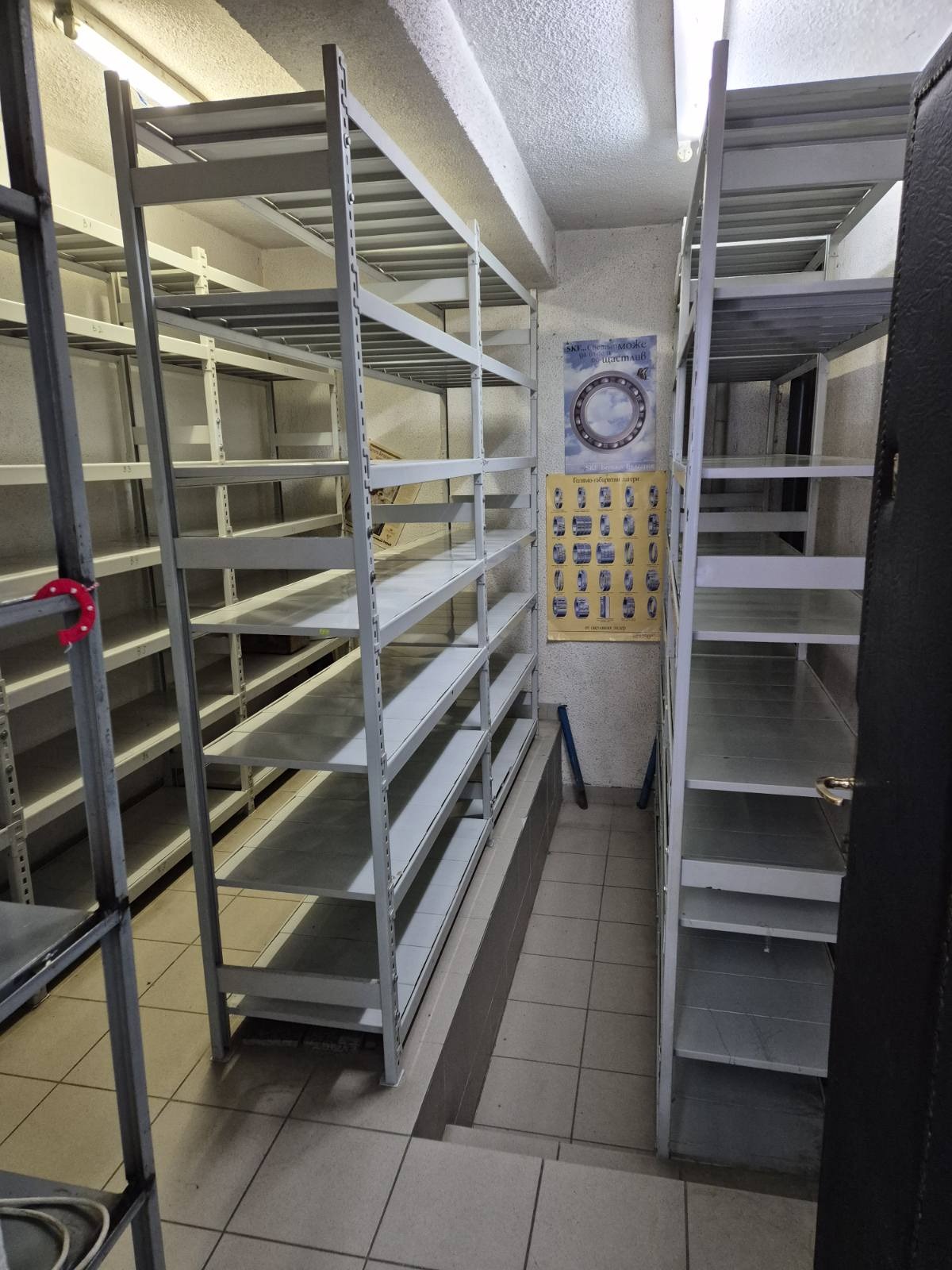 Дава под наем МАГАЗИН, гр. София, Център, снимка 5 - Магазини - 54061981