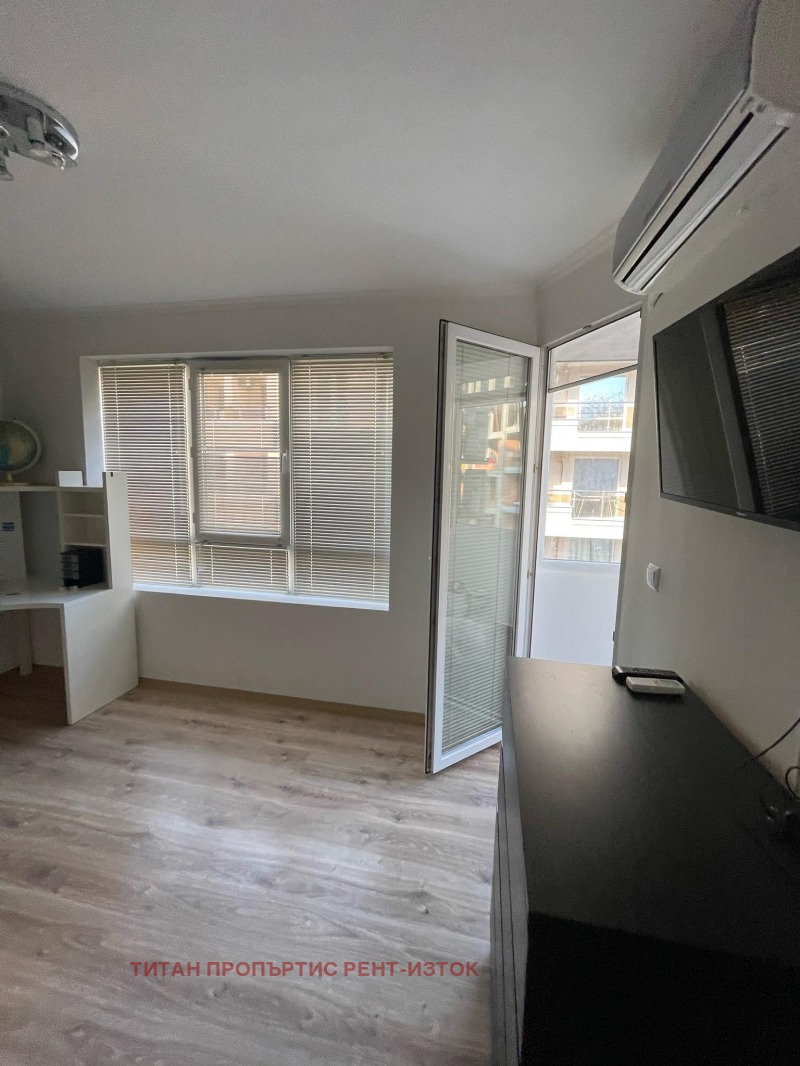 Дава под наем 3-СТАЕН, гр. Бургас, Лазур, снимка 8 - Апартаменти - 53280078