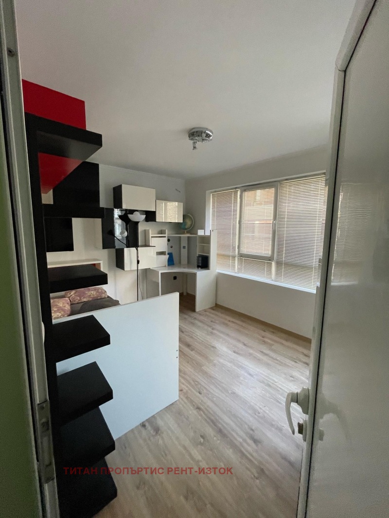 Дава под наем 3-СТАЕН, гр. Бургас, Лазур, снимка 6 - Апартаменти - 53280078