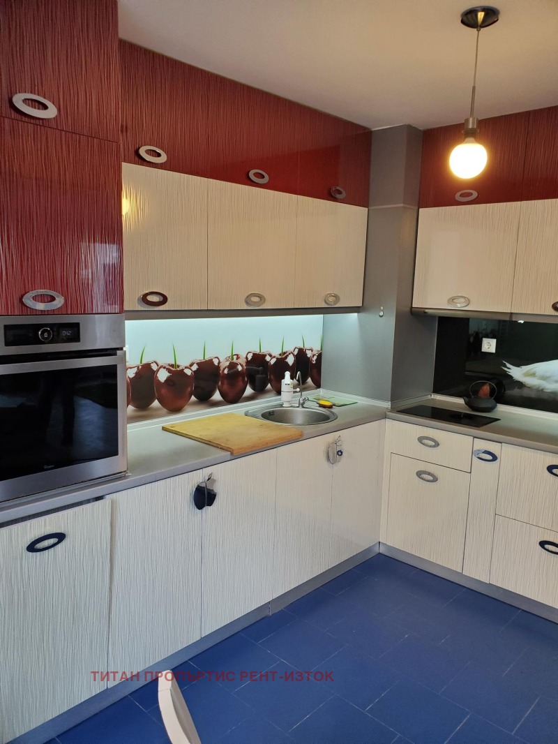 Дава под наем 3-СТАЕН, гр. Бургас, Лазур, снимка 3 - Апартаменти - 53280078