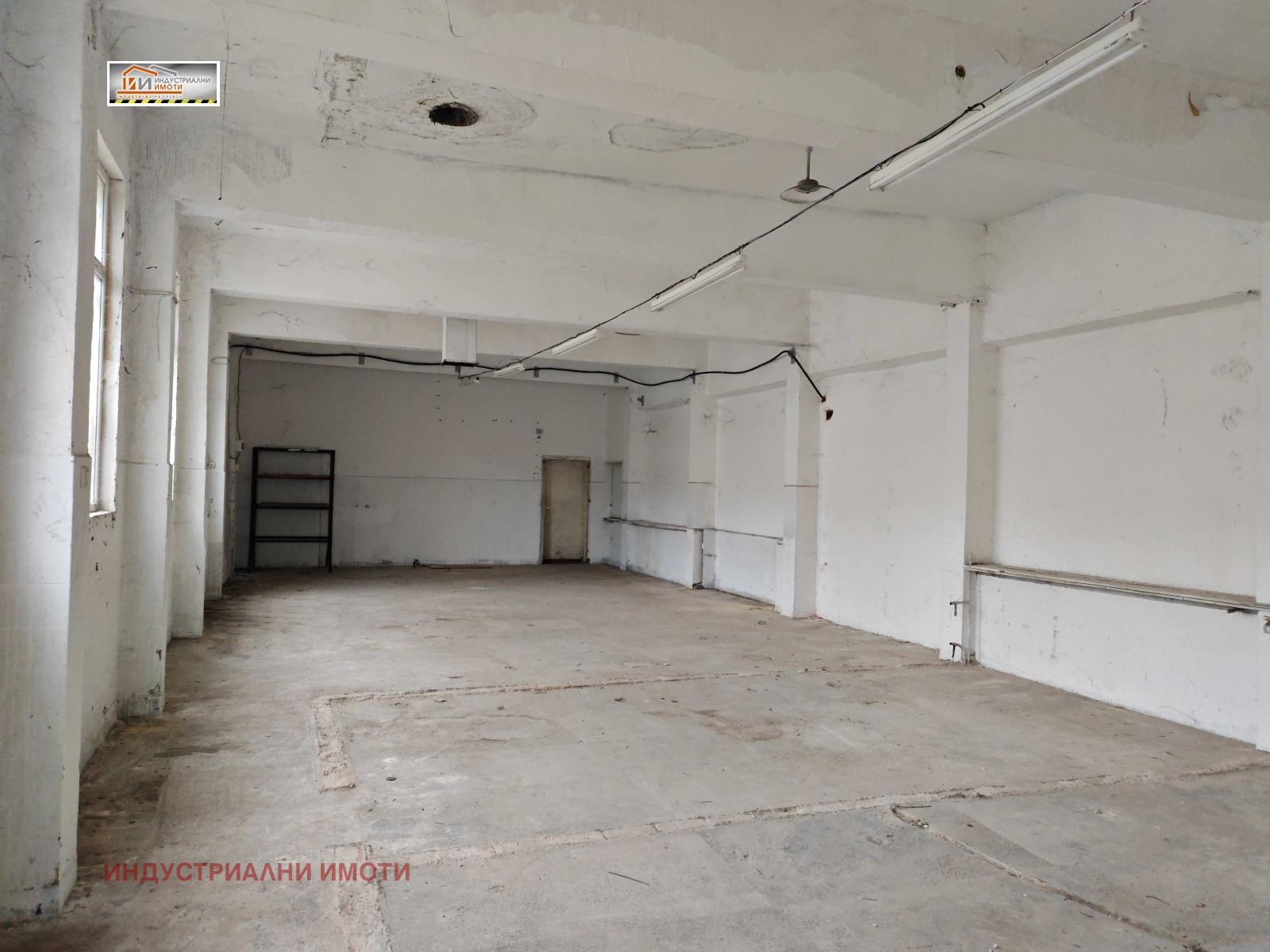 Дава под наем ПРОМ. ПОМЕЩЕНИЕ, гр. Пловдив, Индустриална зона - Юг, снимка 2 - Производствени сгради - 54100097