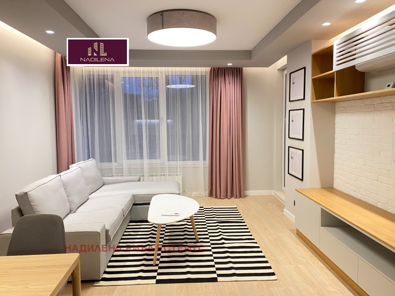 Zu vermieten  1 Schlafzimmer Sofia , Izgrew , 67 qm | 75108395