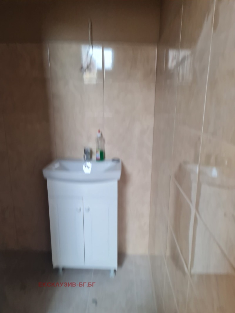 Дава под наем МАГАЗИН, гр. Шумен, Болницата, снимка 3 - Магазини - 53177386