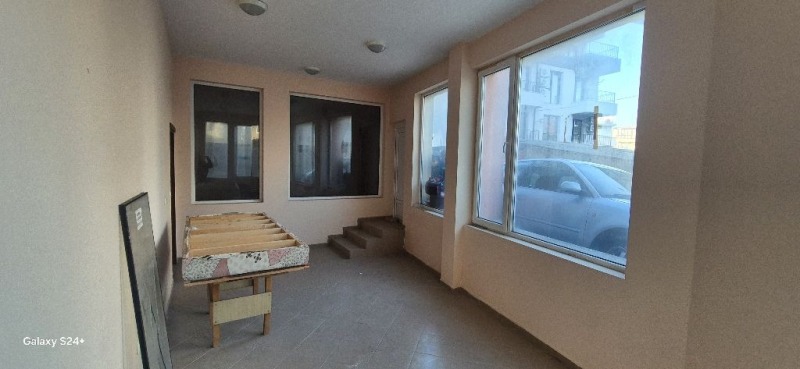 Дава под наем МАГАЗИН, гр. Варна, Аспарухово, снимка 3 - Магазини - 53485995