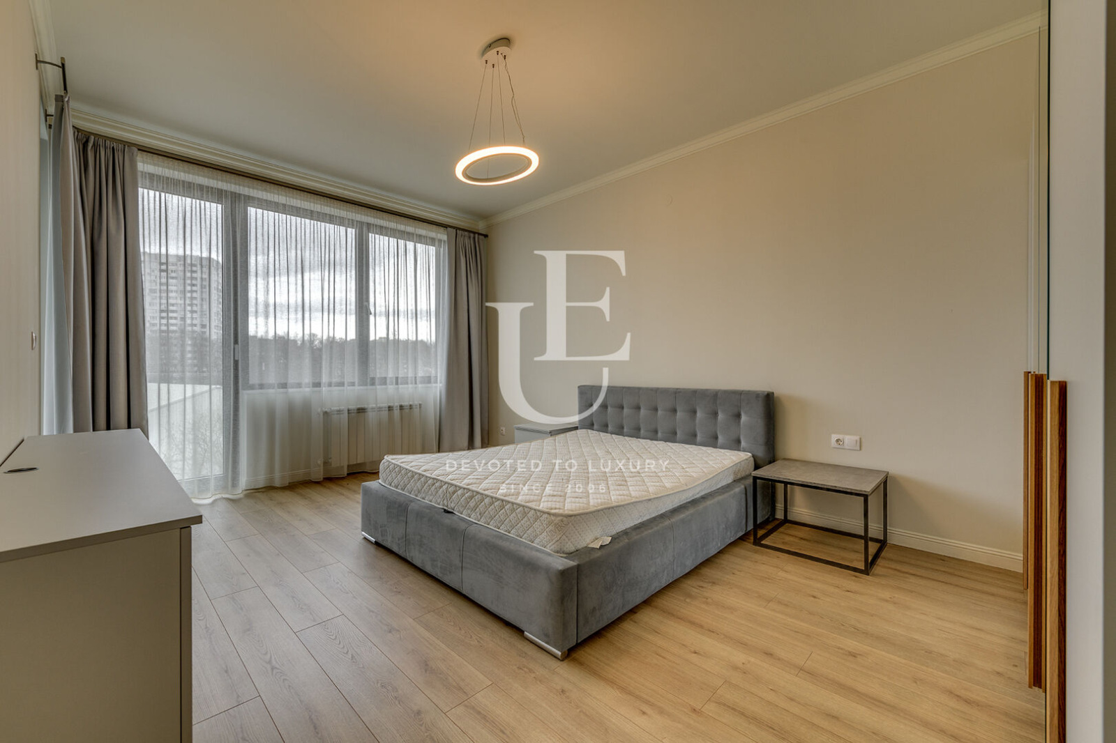 Дава под наем 4-СТАЕН, гр. София, Лозенец, снимка 3 - Апартаменти - 55802481