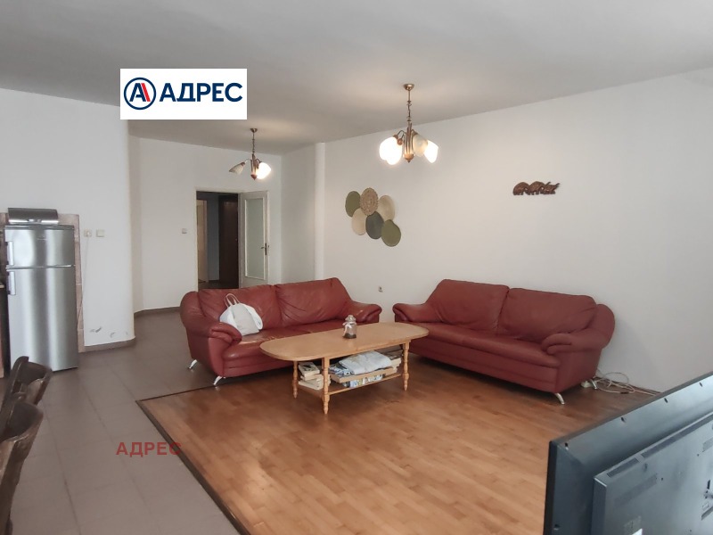 Дава под наем  3-стаен град Варна , ЖП Гара , 140 кв.м | 54239031 - изображение [15]