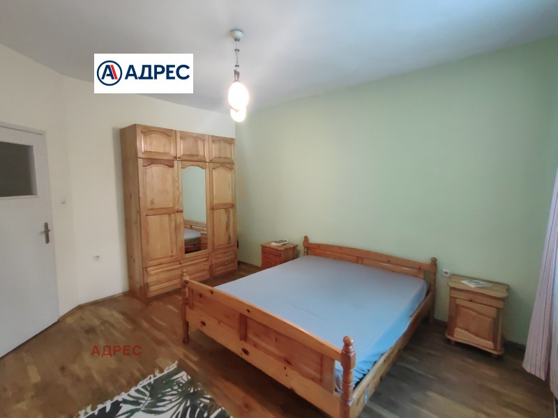 Дава под наем  3-стаен град Варна , ЖП Гара , 140 кв.м | 54239031 - изображение [5]