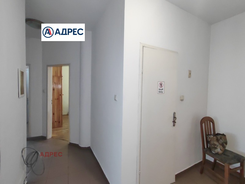 Дава под наем  3-стаен град Варна , ЖП Гара , 140 кв.м | 54239031 - изображение [10]