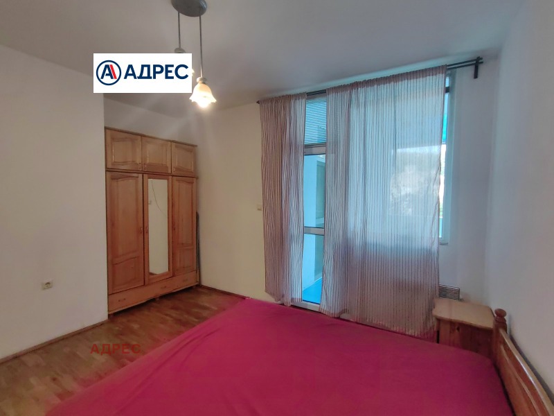 Дава под наем  3-стаен град Варна , ЖП Гара , 140 кв.м | 54239031 - изображение [13]