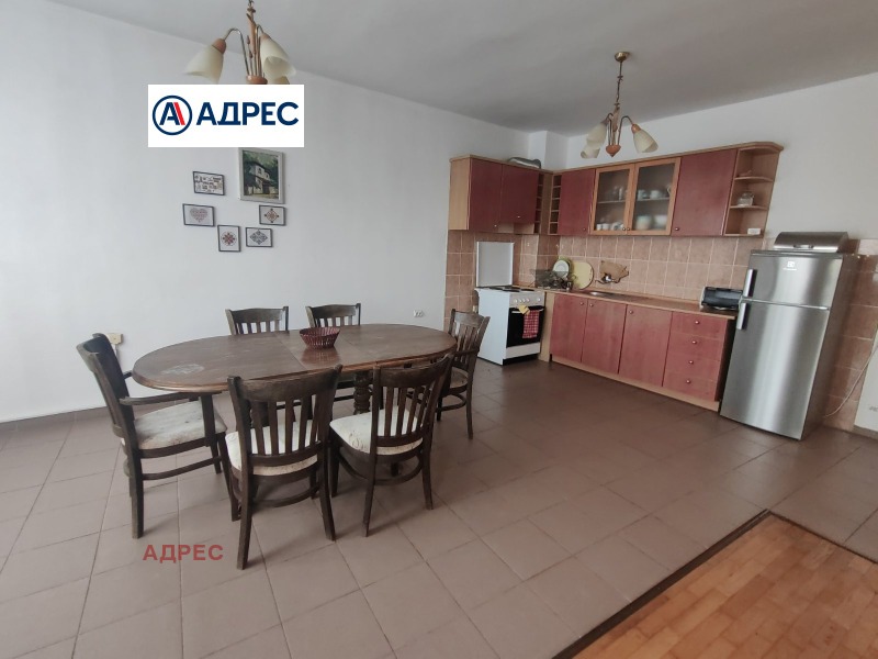 Дава под наем  3-стаен град Варна , ЖП Гара , 140 кв.м | 54239031 - изображение [17]