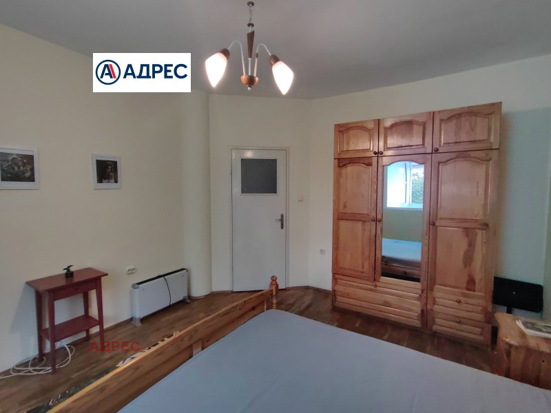 Дава под наем  3-стаен град Варна , ЖП Гара , 140 кв.м | 54239031 - изображение [4]