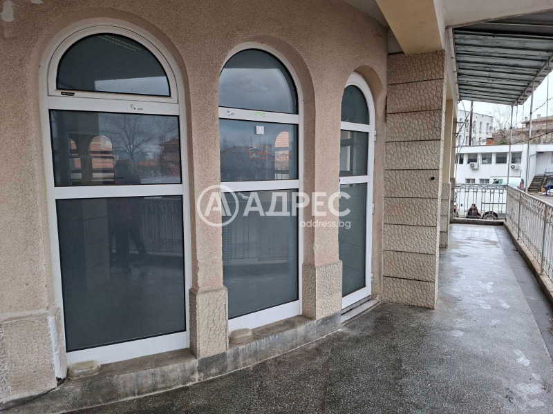 Дава под наем ОФИС, гр. Сопот, област Пловдив, снимка 2 - Офиси - 53241575