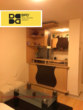 1 camera da letto GP Gara, Varna 2