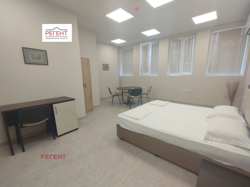 K pronájmu  Studio Gabrovo , Centar , 86 m2 | 49325223 - obraz [2]