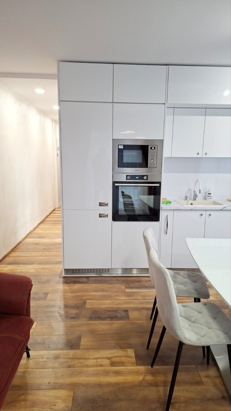 Дава под наем 2-СТАЕН, гр. Пловдив, Остромила, снимка 2 - Апартаменти - 53591294