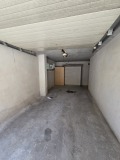 Дава под наем ГАРАЖ, ПАРКОМЯСТО, гр. София, Кръстова вада, снимка 3