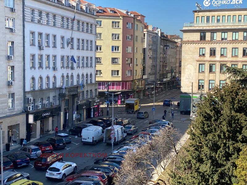 Дава под Наем ОФИС в град София, Център - 90 кв.м / 1 620 € » 3 168.44 лв., ИМОТИ КОРЕКТКОМ