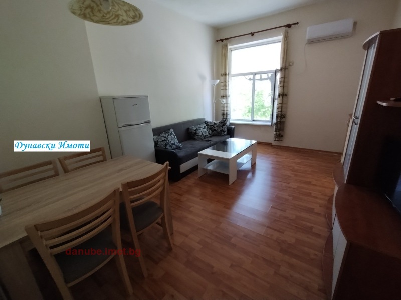 En renta  1 dormitorio Ruse , Tsentar , 55 metros cuadrados | 99511844