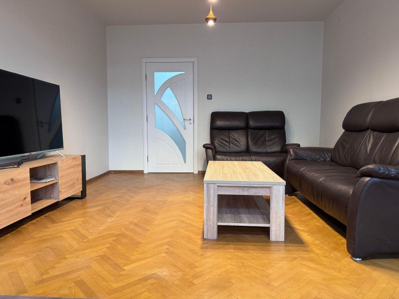 Дава под наем 3-СТАЕН, гр. Пловдив, Младежки Хълм, снимка 2 - Апартаменти - 53018273