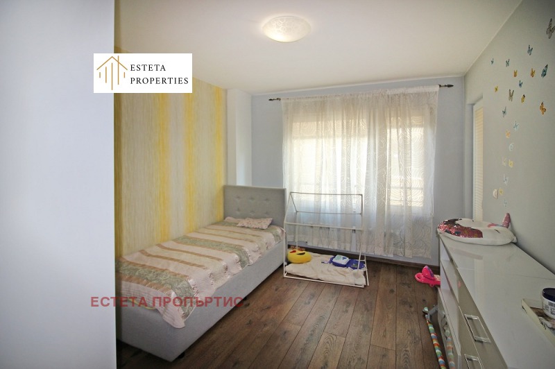 Дава под наем 4-СТАЕН, гр. София, Лозенец, снимка 7 - Апартаменти - 53270894